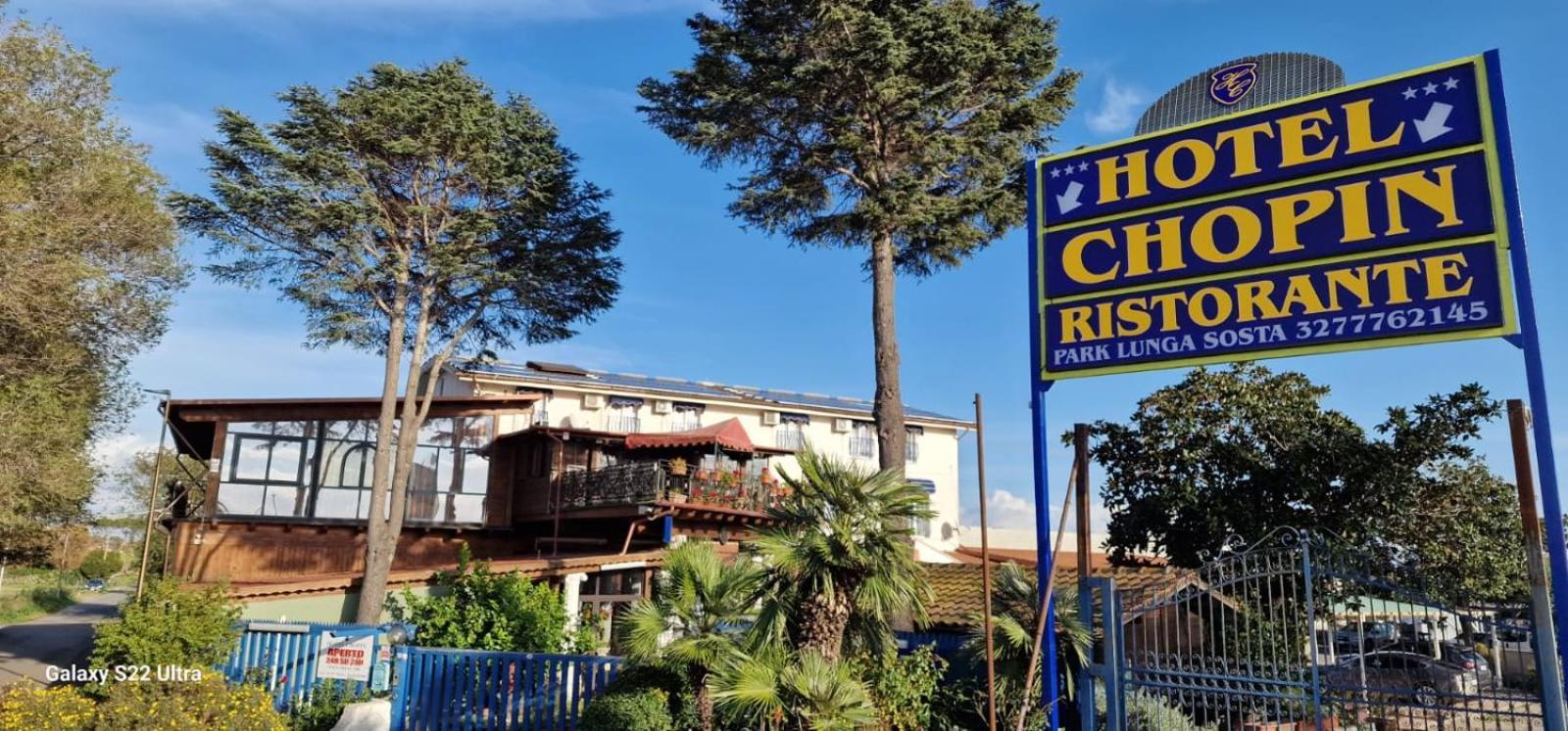Hotel Chopin Фиумичино Екстериор снимка