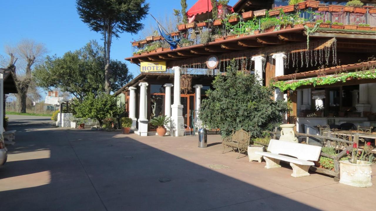 Hotel Chopin Фиумичино Екстериор снимка
